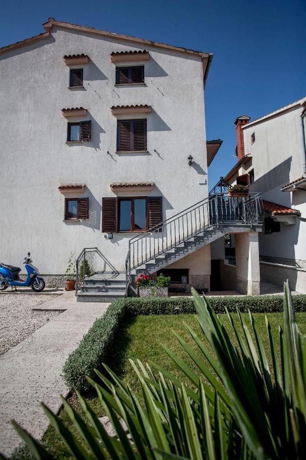 Apartmani Dragica 罗维尼 外观 照片