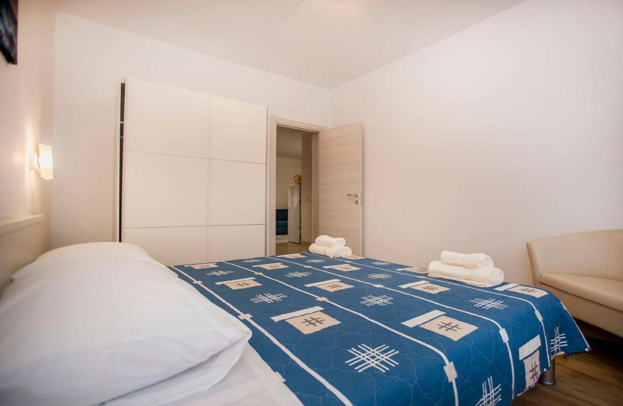 Apartmani Dragica 罗维尼 外观 照片