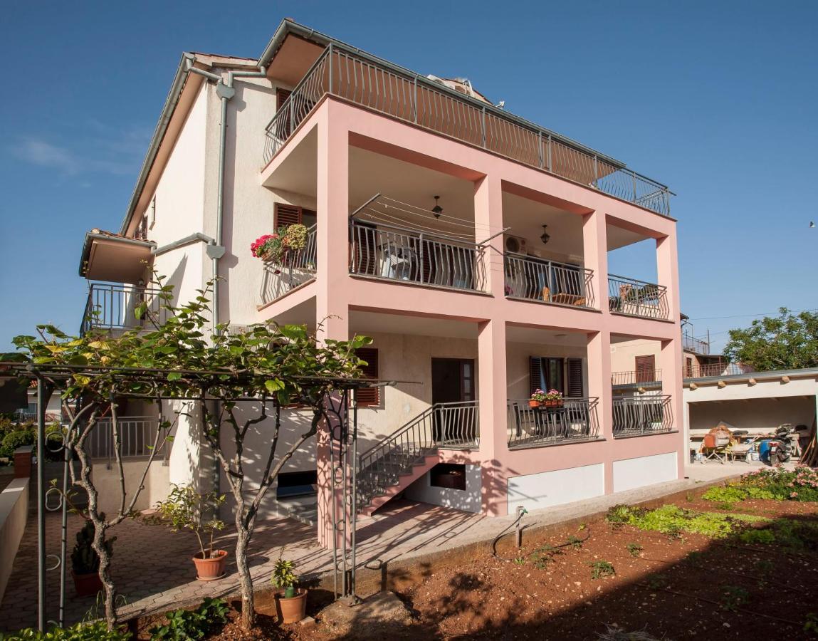Apartmani Dragica 罗维尼 外观 照片